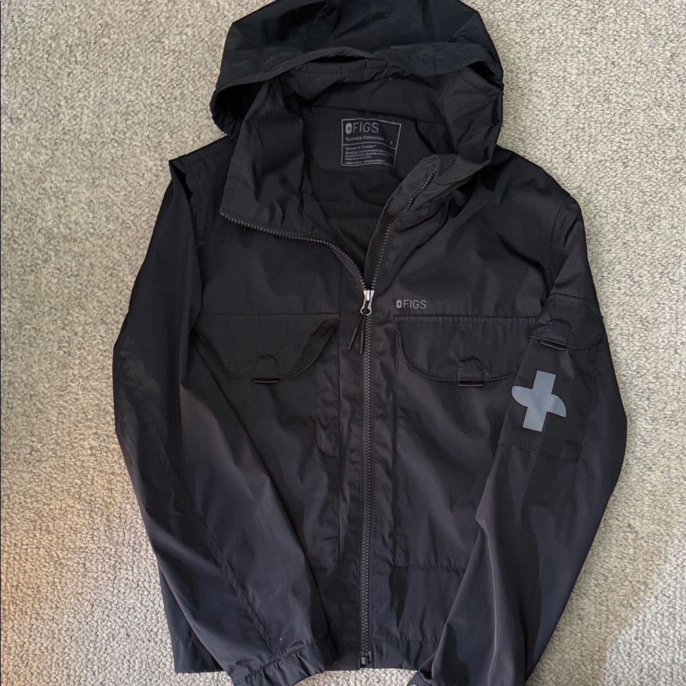 Figs women’s navy blue size SMALL on shift Raincoat with Hood